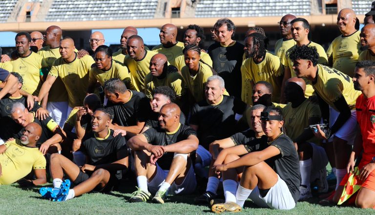 African football legends pay tribute to earthquake victims in gala match in Marrakech