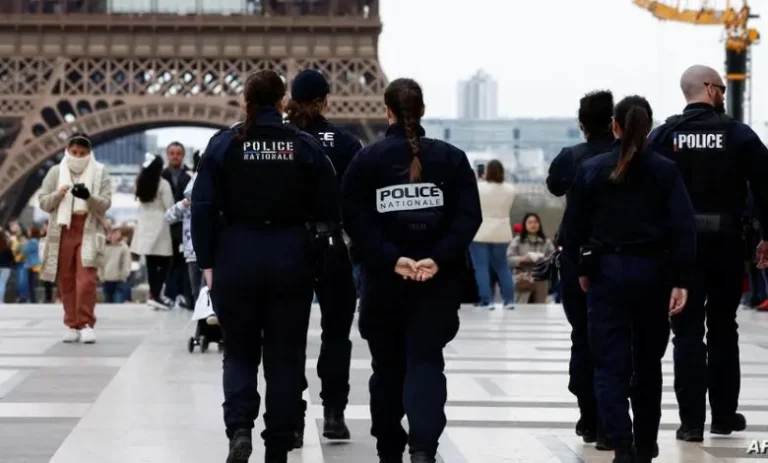 France strips a Moroccan convicted of terrorism of his nationality and returns him to Morocco