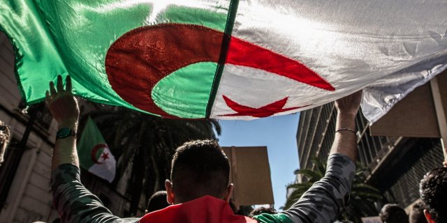 The Algerian Regime between wounds of the past, libido dominandi and vassalage!