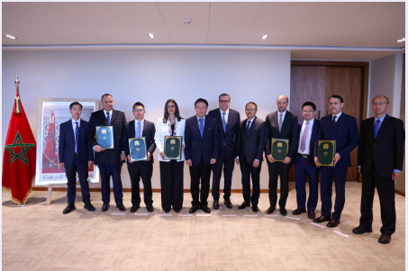 The Head of Government chairs the signing ceremony of the investment agreement and start of work on the cathode factory project for electric vehicles of the Chinese group BTR for an amount of 3 billion Dhs and 2,500 jobs