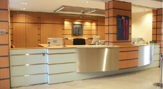 The number of bank branches declines in 2023