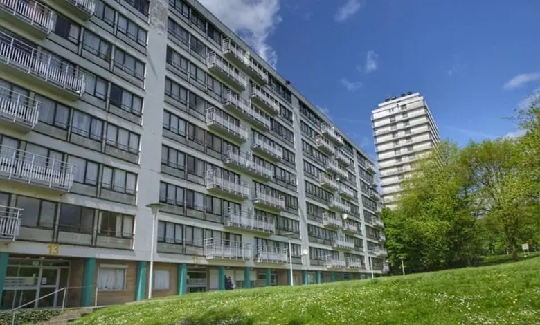 The use of social housing in Belgium involves Moroccans owning real estate in the Kingdom