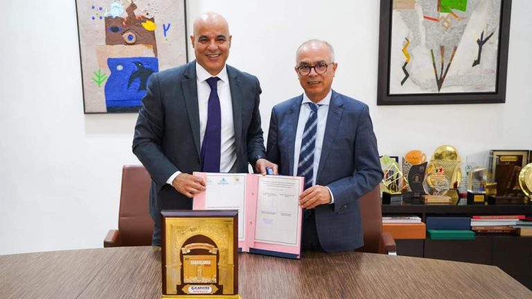 Agreement for the construction of the new central headquarters of the Royal Moroccan Karate Federation between Mr. Chakib Benmoussa and Mr. Mohamed Mouktabil