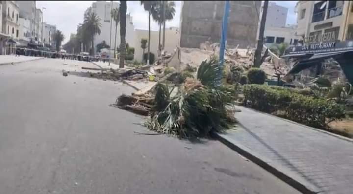 Casablanca: Collapse of a 4-story building in the El Hank district.