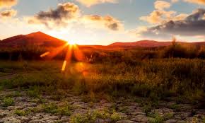 Weather: Hot weather