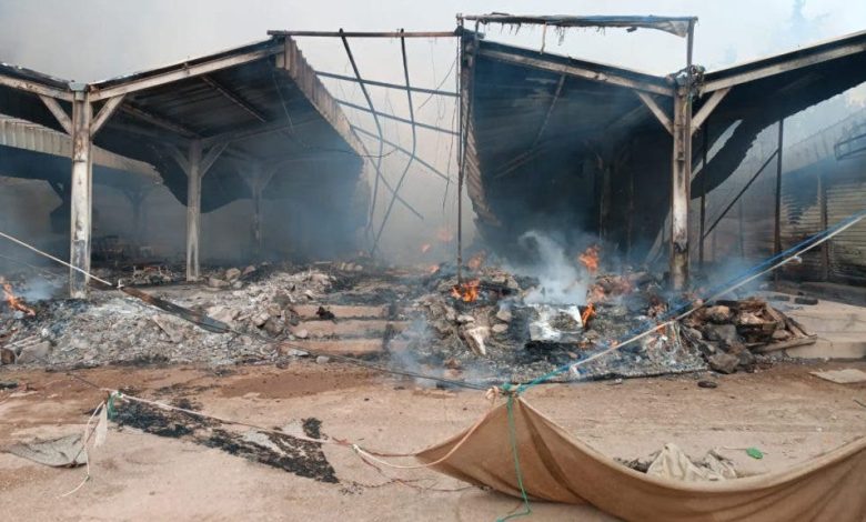 Oujda.. A fire destroys 30 stores in a popular market