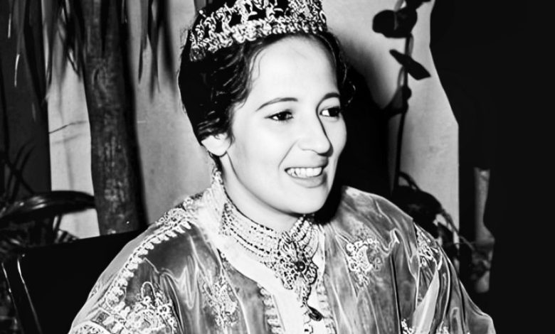 The royal palace announced today, Saturday, the death of the mother of King Mohammed VI, Princess Lalla Latifa.