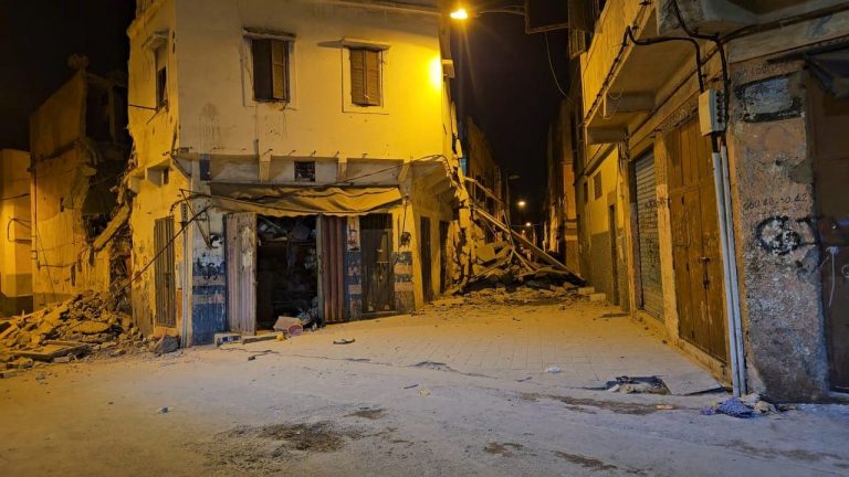 Al-Bayda.. 4 houses collapsed in Darb Al-Sultan neighborhood + video
