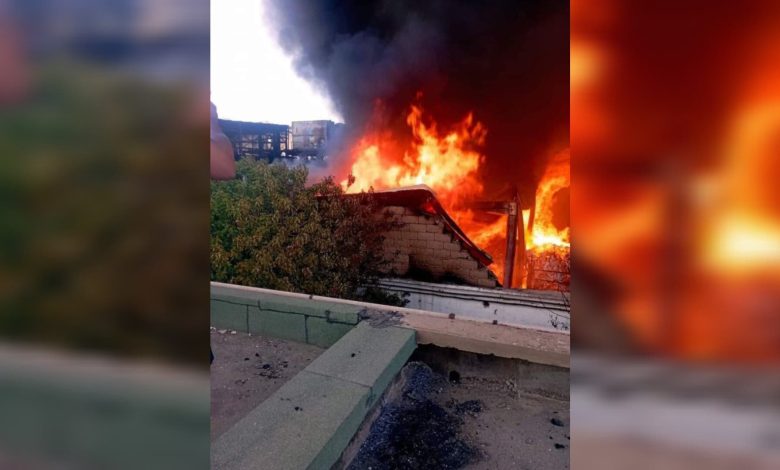 Berrechid..a massive fire devours an industrial unit and the lack of water hinders the fire services « Photos »