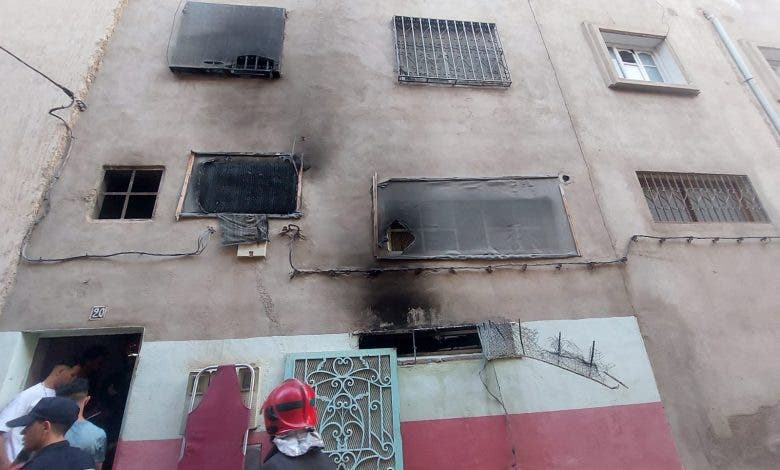 Un chargeur de téléphone portable provoque un incendie dans un appartement à Fès