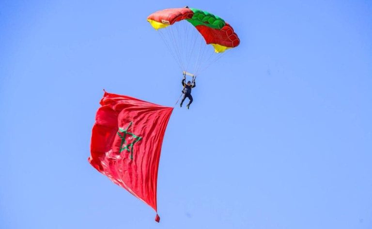 Military Parachute Team Creates Sky Paintings for Throne Day