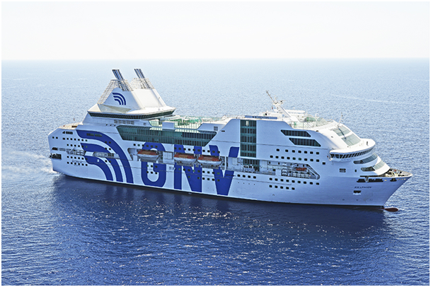 Shipping company cancels crossings to Morocco, penalizing its customers