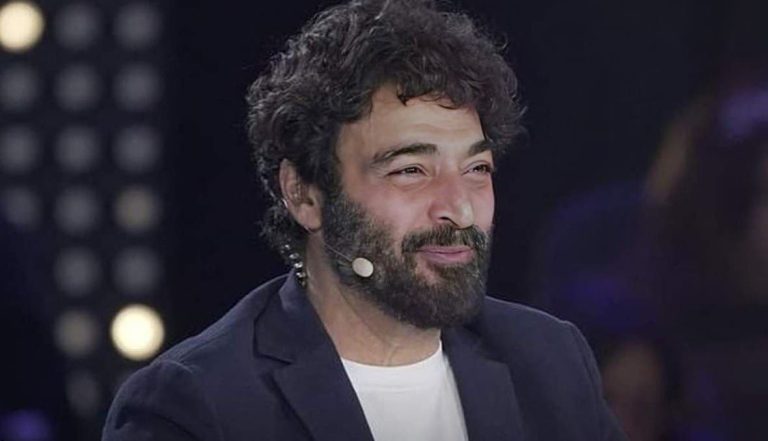 After Mohamed Fouad… the artist Hamid Al-Shaeri attacks a barber because of a “haircut”