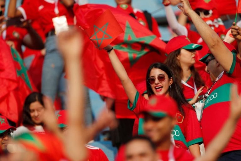 "Bronze, Tariq." Moroccan fans continue to buy tickets for the classification match.
