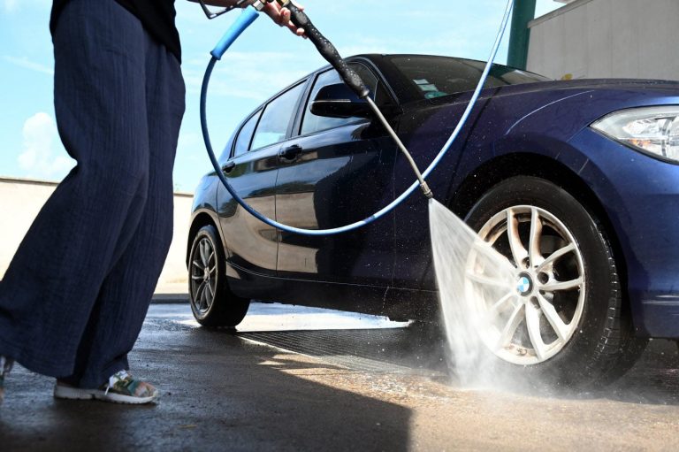 Casablanca car wash shops demand compensation for losses linked to closure