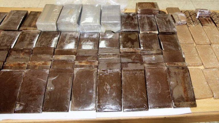 Dakhla security arrested 3 drug traffickers and seized 10 kg of shera