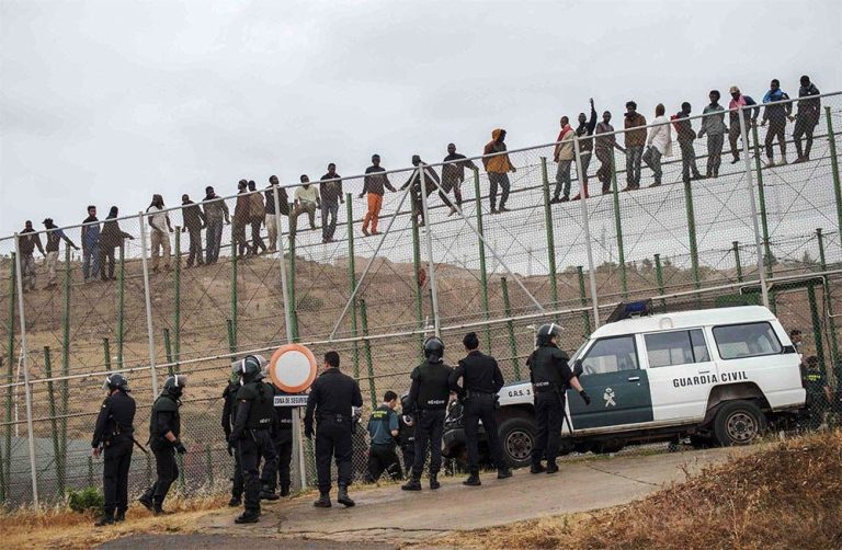 Despite border closures, immigration to occupied Ceuta attracts dozens of Algerians