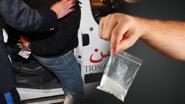 Garsif : Une personne a été arrêtée en possession d'une quantité importante de cocaïne et d'autres objets ont été saisis