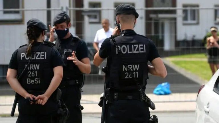 German police kill man suspected of attacking passers-by with two knives