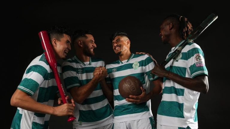 Raja Athletic unveils its jersey for the new football season (video)