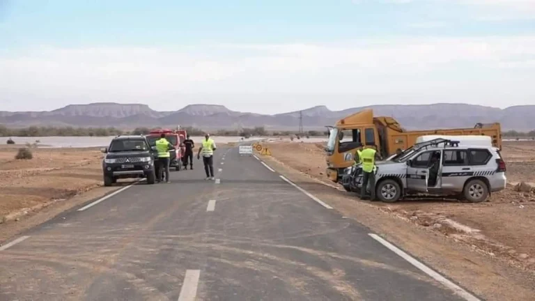 Roadblock between Alzag and Asa disrupts traffic (photos)