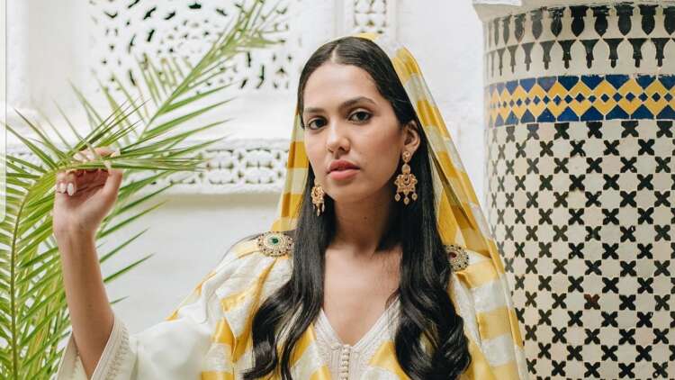 L'actrice Manal Benchlikha révèle le sexe de son fœtus