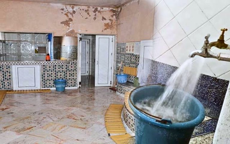 Bathroom owners and 'lazy' people demand compensation for losses caused by partial closure