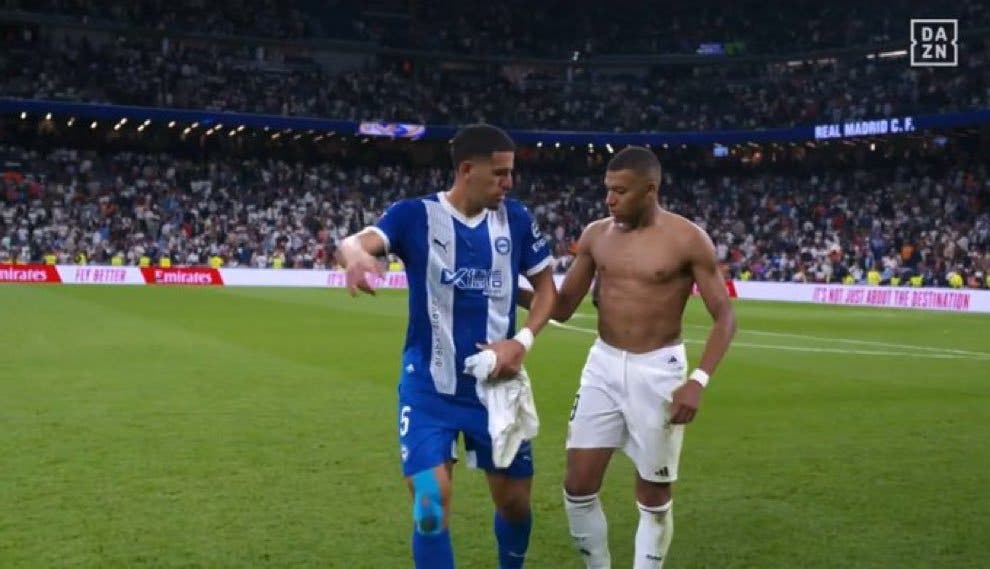 Because of Mbappé's jersey... Akkar causes controversy in Spain and the Alaves coach replaces him at half-time!