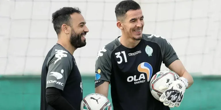 Crying and screaming… former Raja goalkeeper suffers horrible injury with JS Kabylie (video)