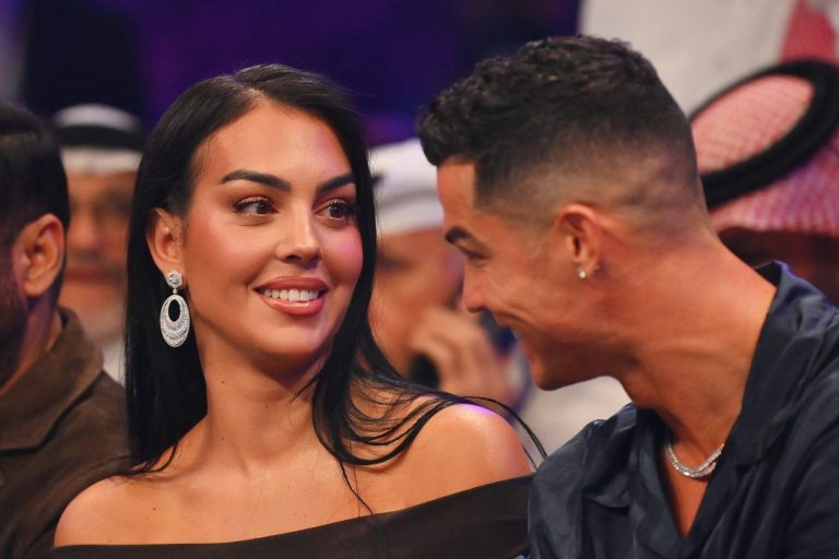 Georgina comments on Ronaldo reaching 900 career goals (photo)