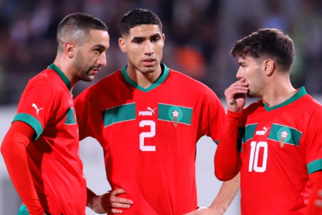 In a fascinating snapshot… Hakim Ziyech rejects Brahim Diaz’s request (video)