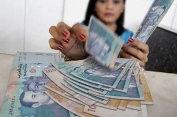 Intéressant les étudiants marocains. 550 bourses d'une valeur de 7 000 dirhams par mois sur 3 ans