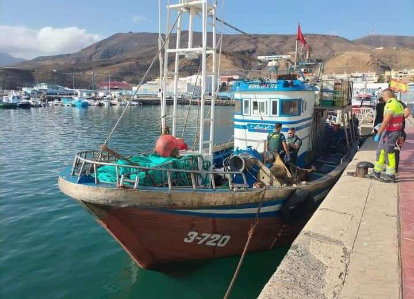 Enquêtes sur l'arrivée d'un bateau marocain dans un port espagnol avec des migrants à son bord