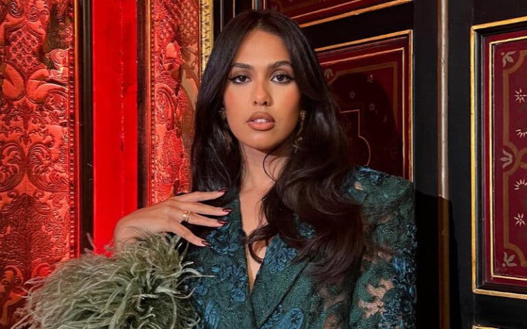 Manal Benchlikha Reveals Tracklist for Album 'A Wounded Arab Heart' + (Photo)