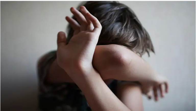 Nador..Steeny was arrested for harassment of a minor