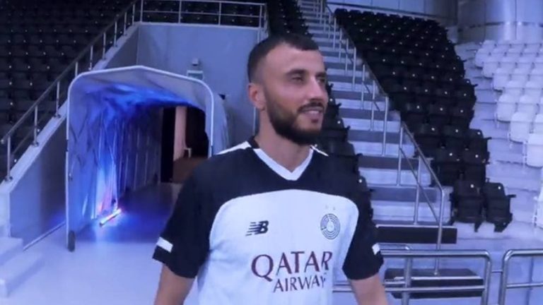 Romain Saiss makes first appearance for Qatar's Al Sadd