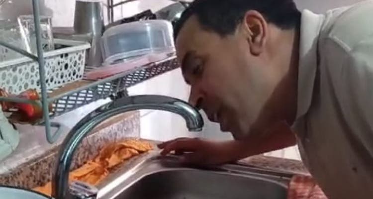 Settat : Des citoyens attendent que l'eau arrive et d'autres parlent aux robinets