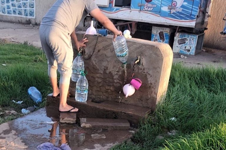 This is happening in Berrechid: well water is sold in bottles to citizens because of the taste of tap water