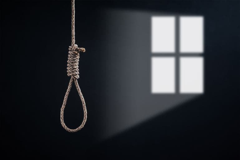 Ahfir.. A man of around sixty people commits suicide in one of the Agbal roundabouts