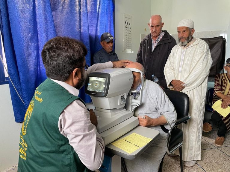 Al Hoceima: Foreign doctors supervise a solidarity campaign for the removal of cataracts in “Galala”