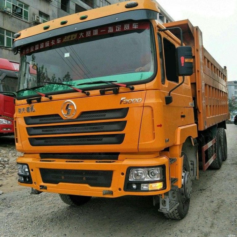 Azilal: Damage to trucks of “Chinese” mining company prompts residents of Iski community to protest