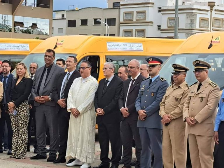 Distribution of school buses to associations active in Tetouan