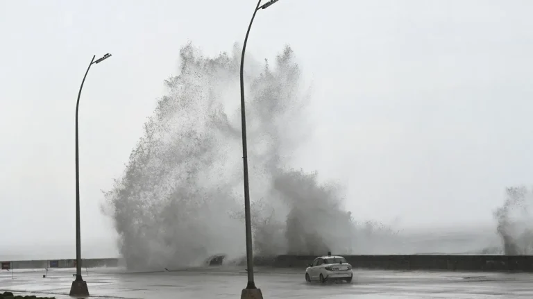Due to Hurricane Milton, the Moroccan Consulate in Miami opens phone lines to help the community