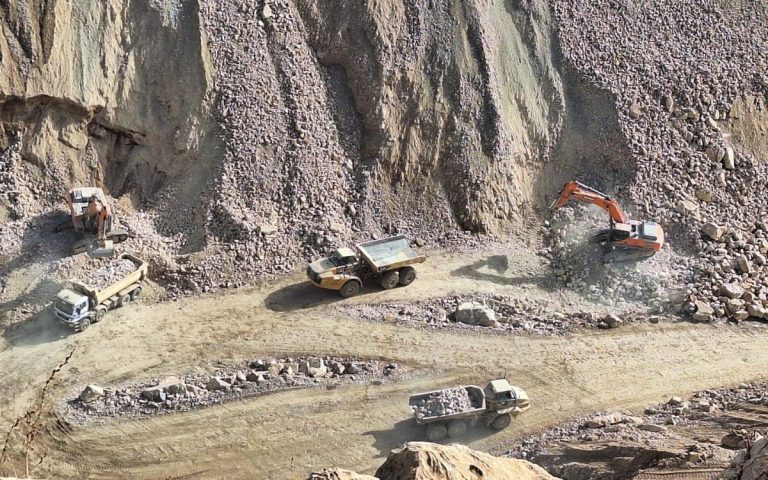 Evolution of construction work on the Taghzirt dam in the province of Beni Mellal