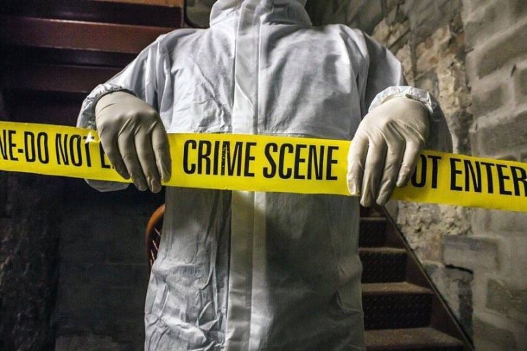 Horrible.. A husband kills his wife using a “Shagour” in the suburbs of Casablanca
