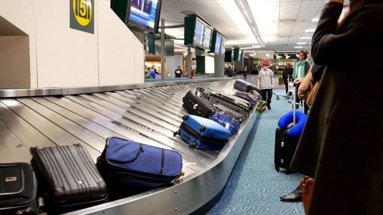 Luggage of passengers lost at Mohammed V airport arrives at the Parliament Dome