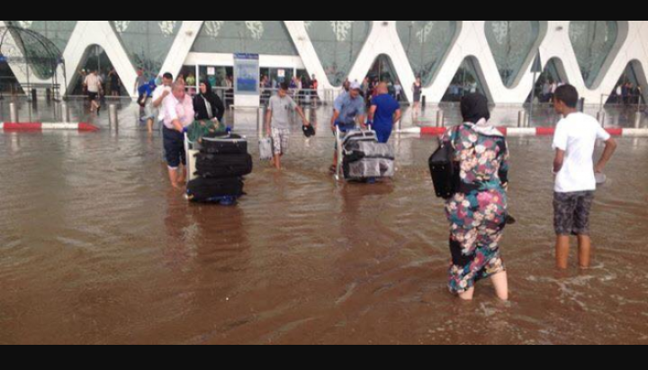 Aéroport de Marrakech...l'excuse est plus moche que l'erreur : 29 millimètres ont inondé l'aéroport...et si c'était quotidiennement ?