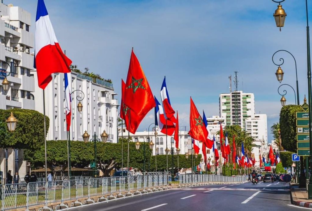 Moroccans gather en masse in the streets of Rabat to welcome the Maghreb guest