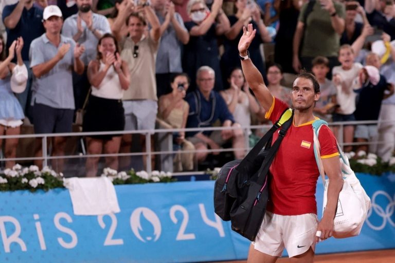 Rafael Nadal announces his retirement from tennis (video)
