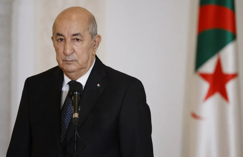 The Algerian regime is in crisis. Oil and gas revenues have fallen to historic lows.